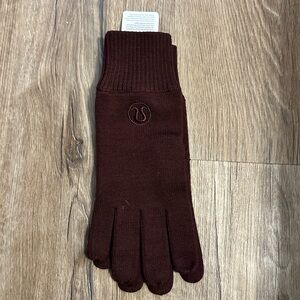 NWT lululemon gloves